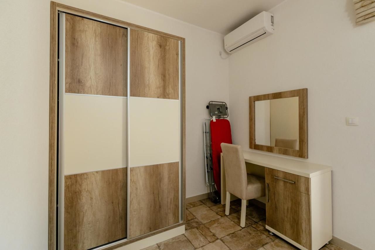 Апартаменты Bobana Apartments Дони-Моринь